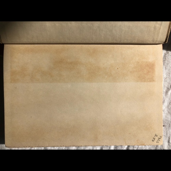 The Lady of Arlington 1953 edition - Picture 6 of 8